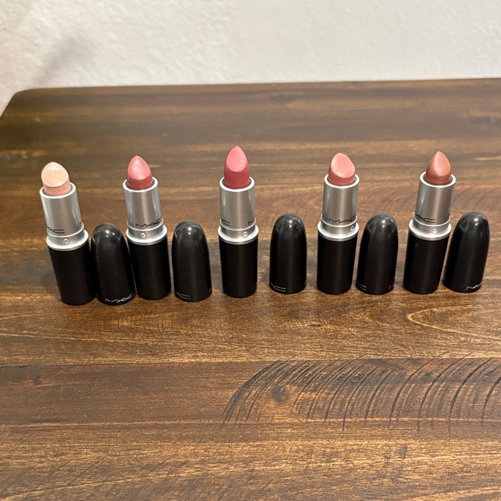 💄 DISCONTINUED MAC OG LIPSTICKS 💄 - Picture 3 of 15